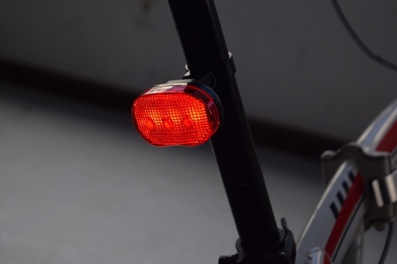 стоп-сигналы велосипеда 2.0-3.0cm для тарельчатых тормозов яркости ультра