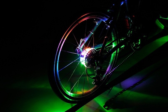 3 света колеса велосипеда батареи R44 Programmable 9.5x1.8cm
